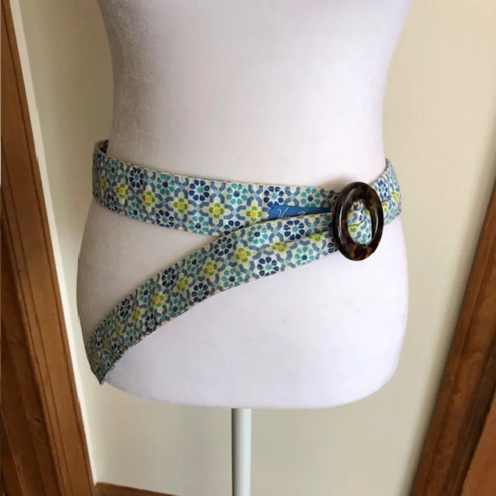 VERA BRADLEY Capri Blue Paisley 2007 Belt Retired